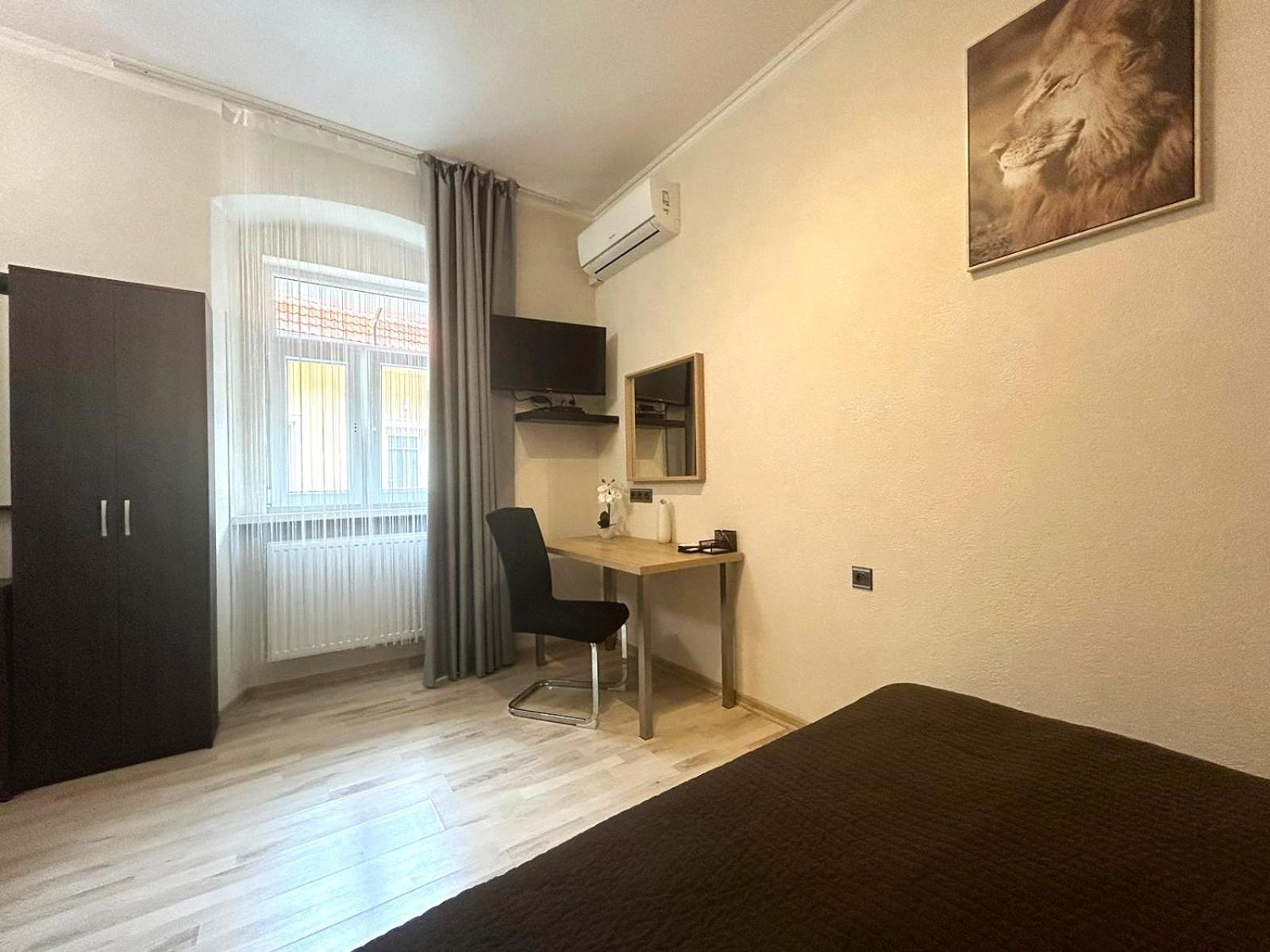 Leo Apartment Obchodna - Delux براتسيلافا المظهر الخارجي الصورة